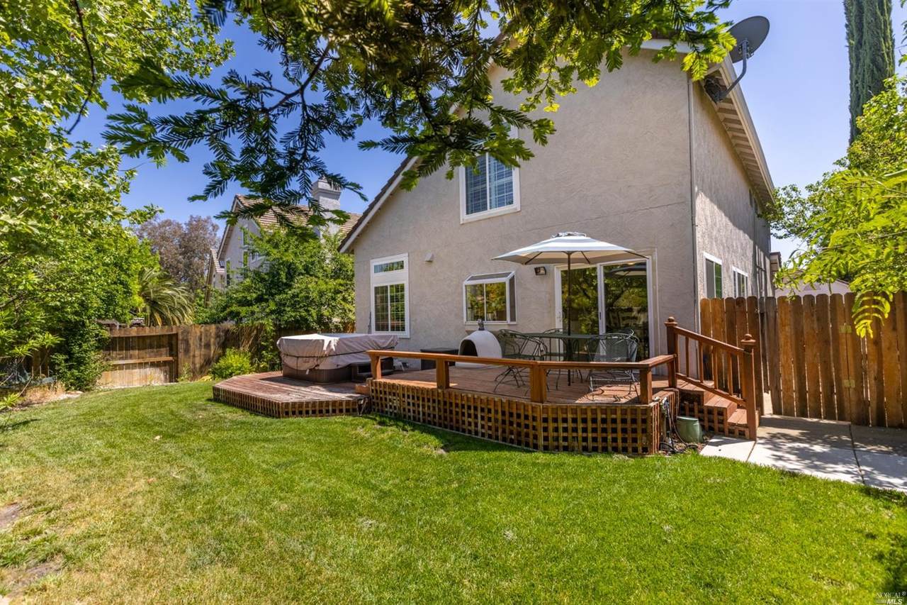 557 Bald Eagle Drive - Photo 1