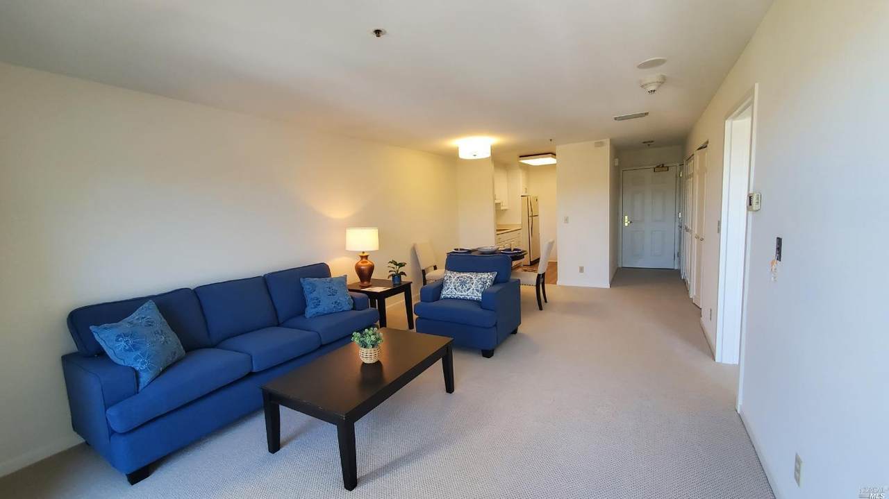 100 Thorndale Drive - Photo 1