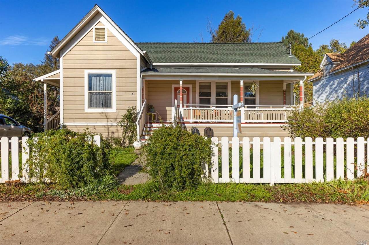 122 Clara Street - Photo 1