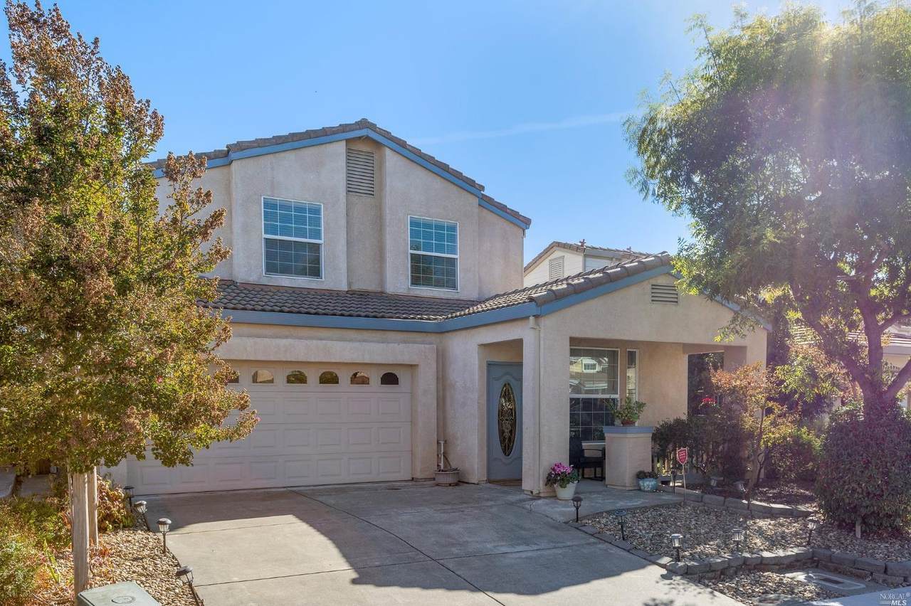 13 Daniel Drive - Photo 1