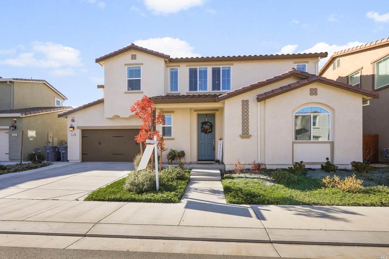 618 Sweet Pea Street - Photo 1