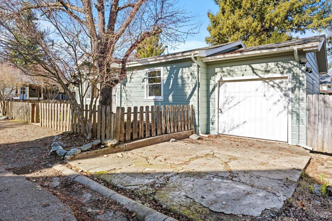 98 Harms Lane - Photo 1