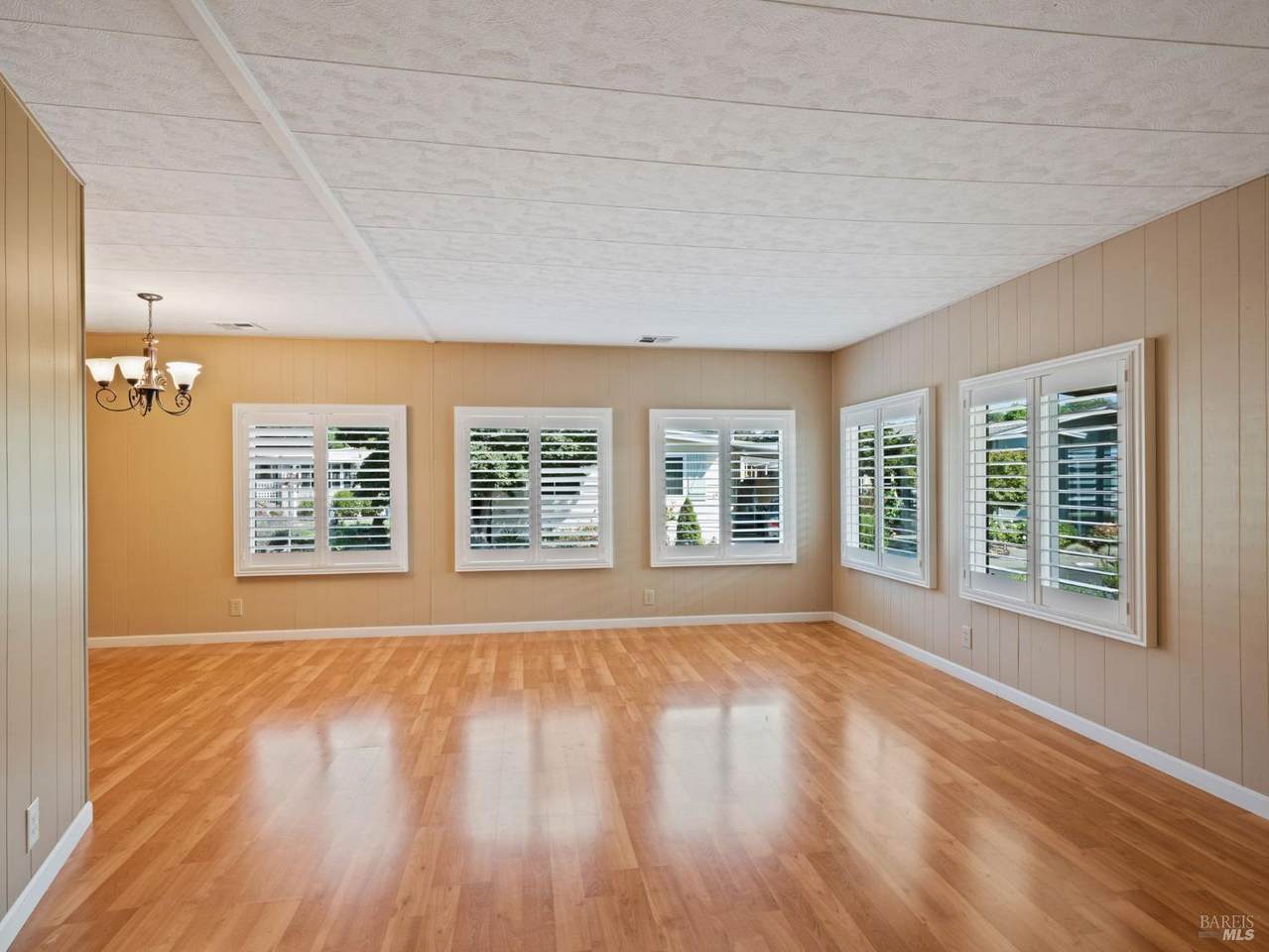 6468 Washington Street - Photo 1