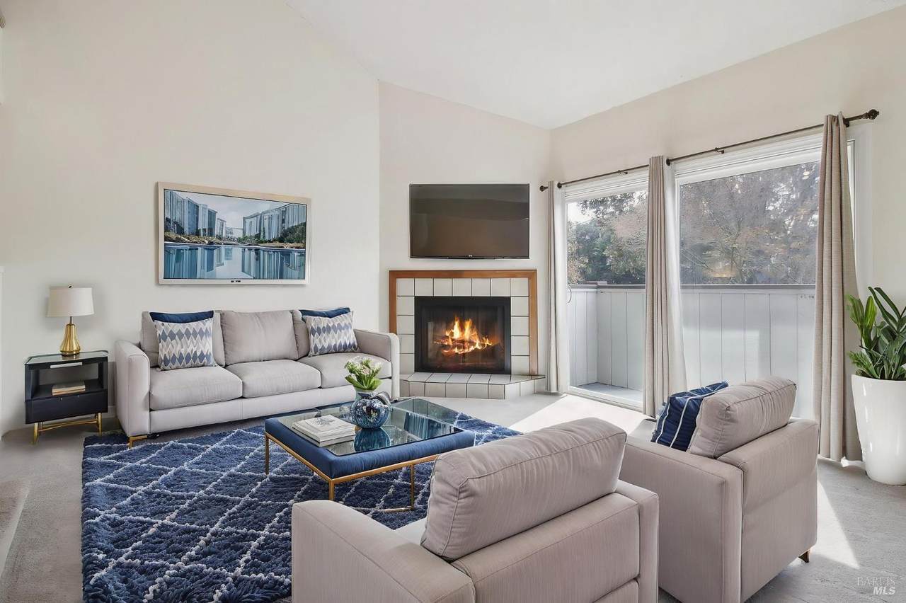 15 Liberty Lane - Photo 1