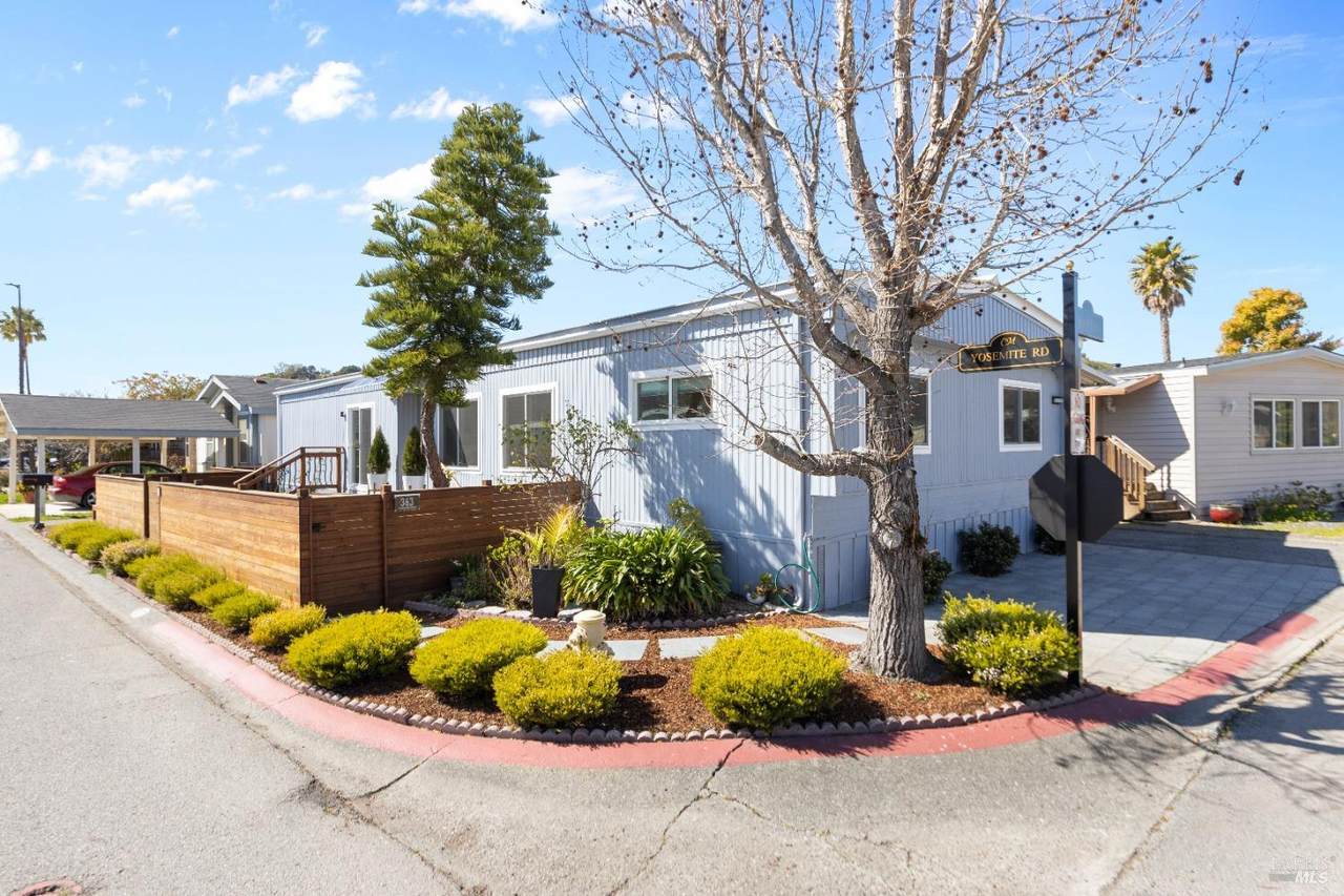 363 Glacier Way - Photo 1