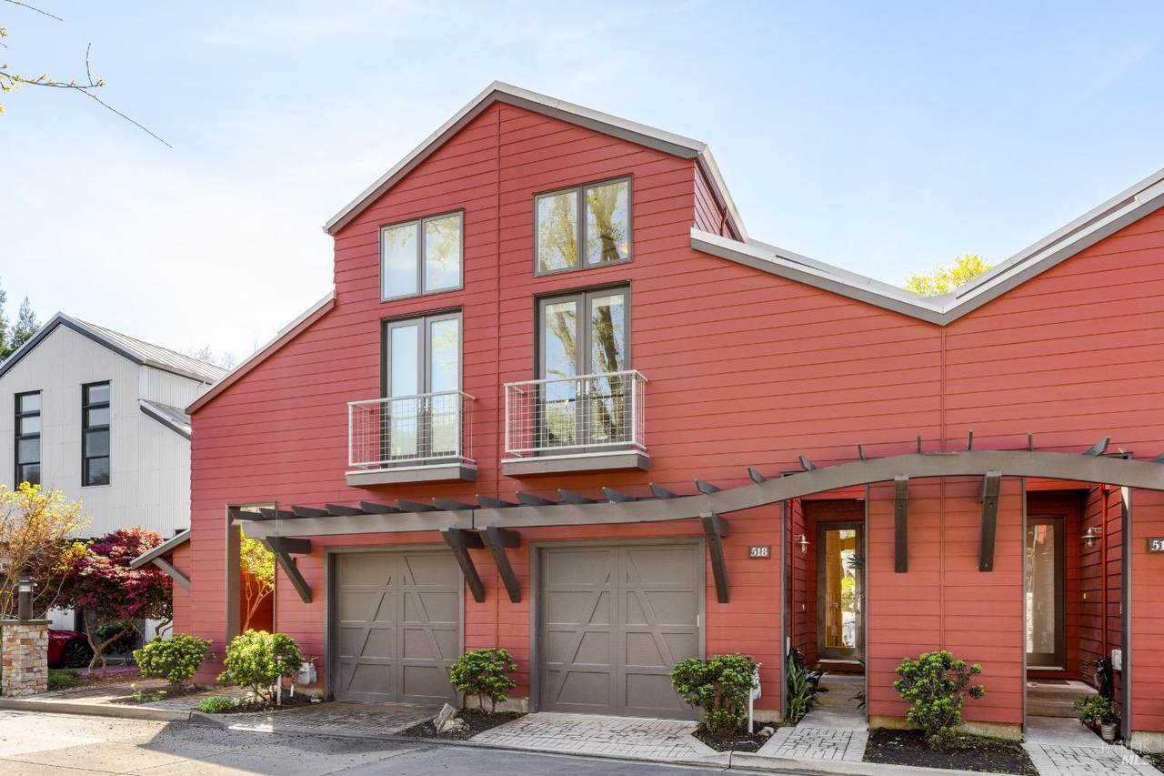 518 Grove Street - Photo 1