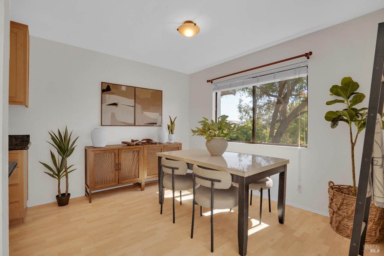 900 Cambridge Drive - Photo 1