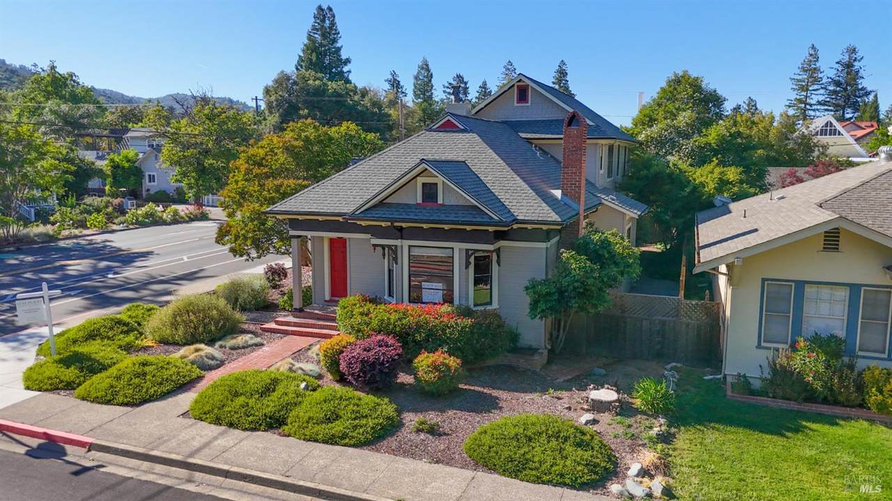530 Stephenson Street - Photo 1