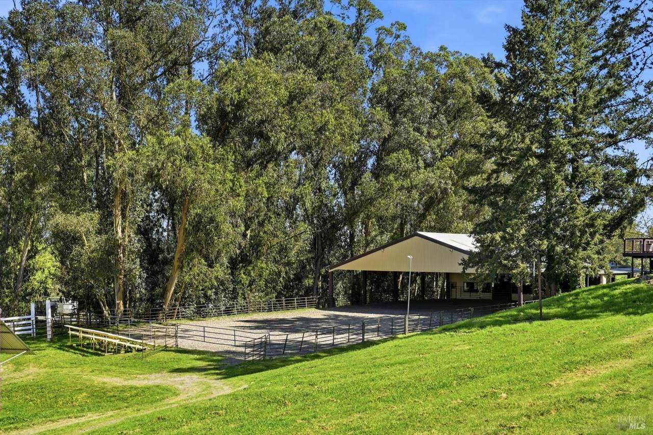 411 Highland Avenue - Photo 1