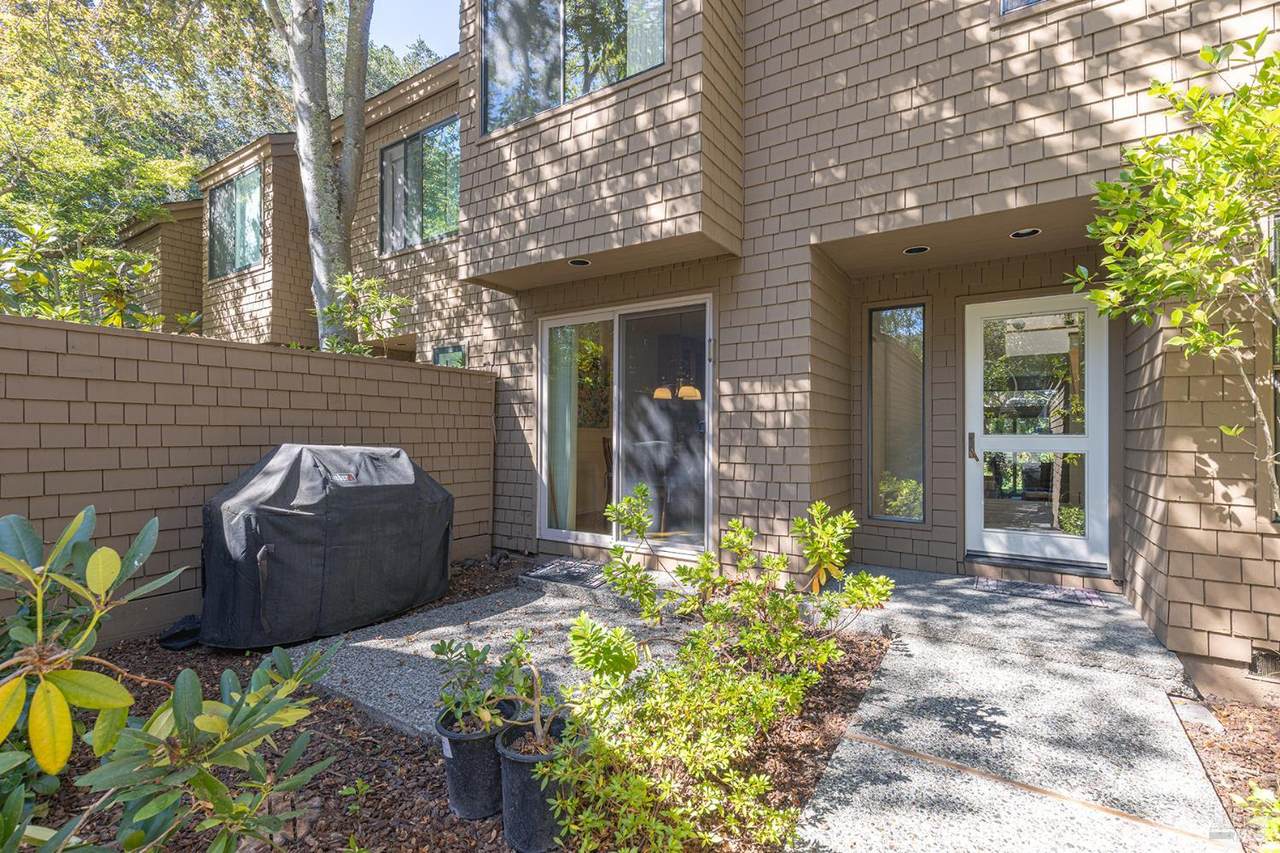 1747 Silverado Trail - Photo 1