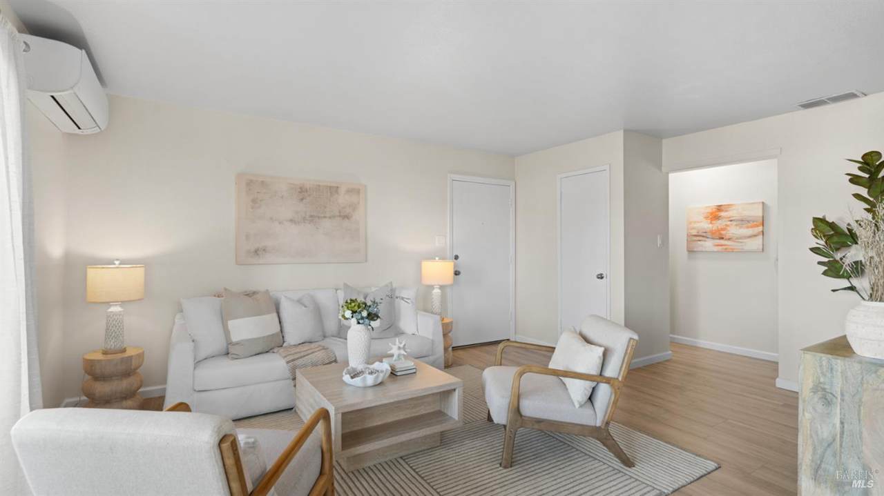 1305 Southwest Boulevard - Photo 1