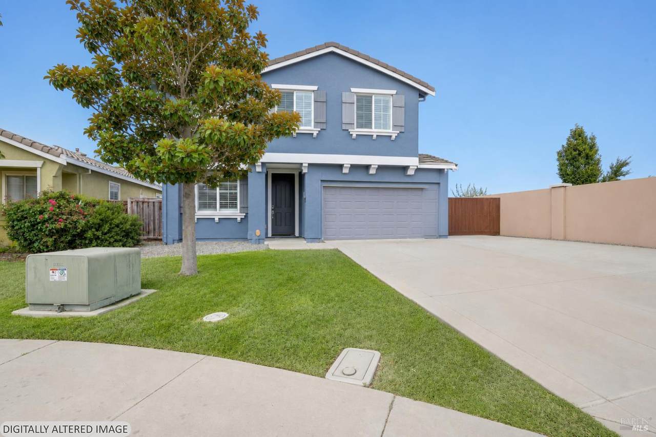448 Cache Court - Photo 1