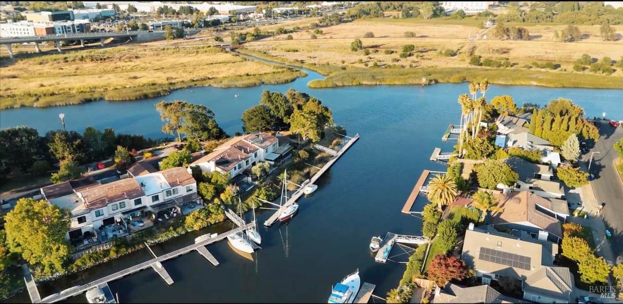 1028 Marina Drive - Photo 1