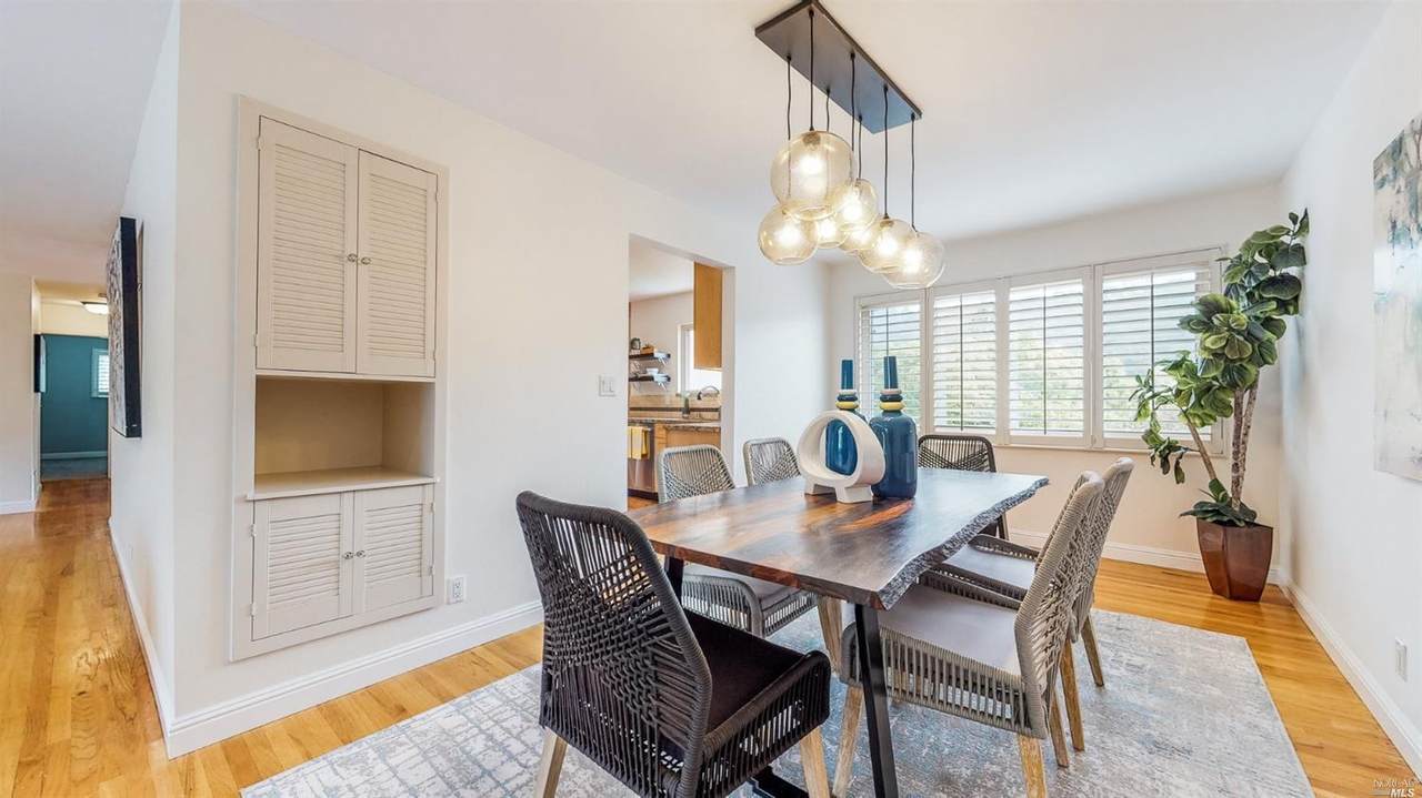 76 Brentwood Drive - Photo 1
