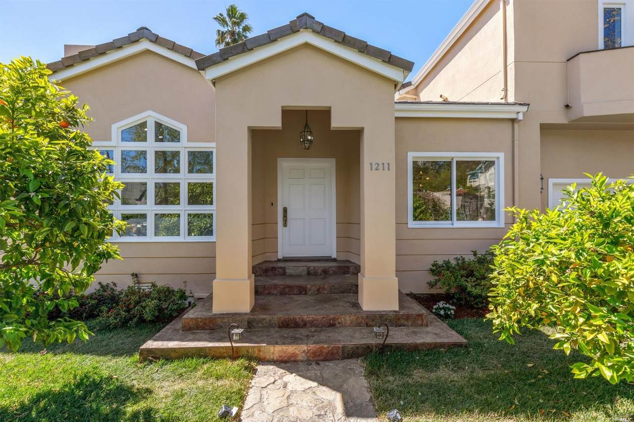 1211 Grand Avenue - Photo 1
