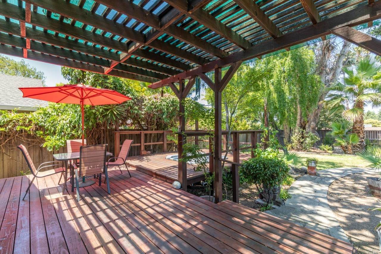 827 Verano Avenue - Photo 1