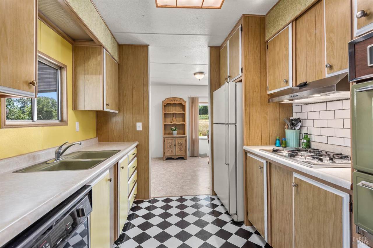6670 Redwood Avenue - Photo 1