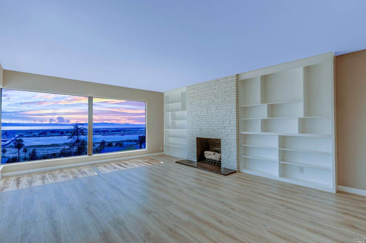 101 Harrier Avenue - Photo 1