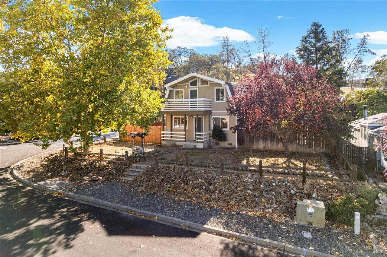 1017 Headlands Drive - Photo 1