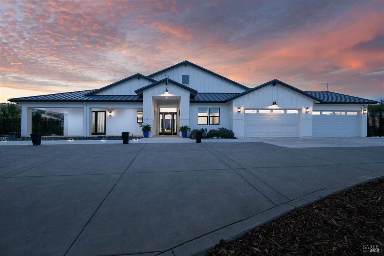 7931 Linda Vista Road - Photo 1