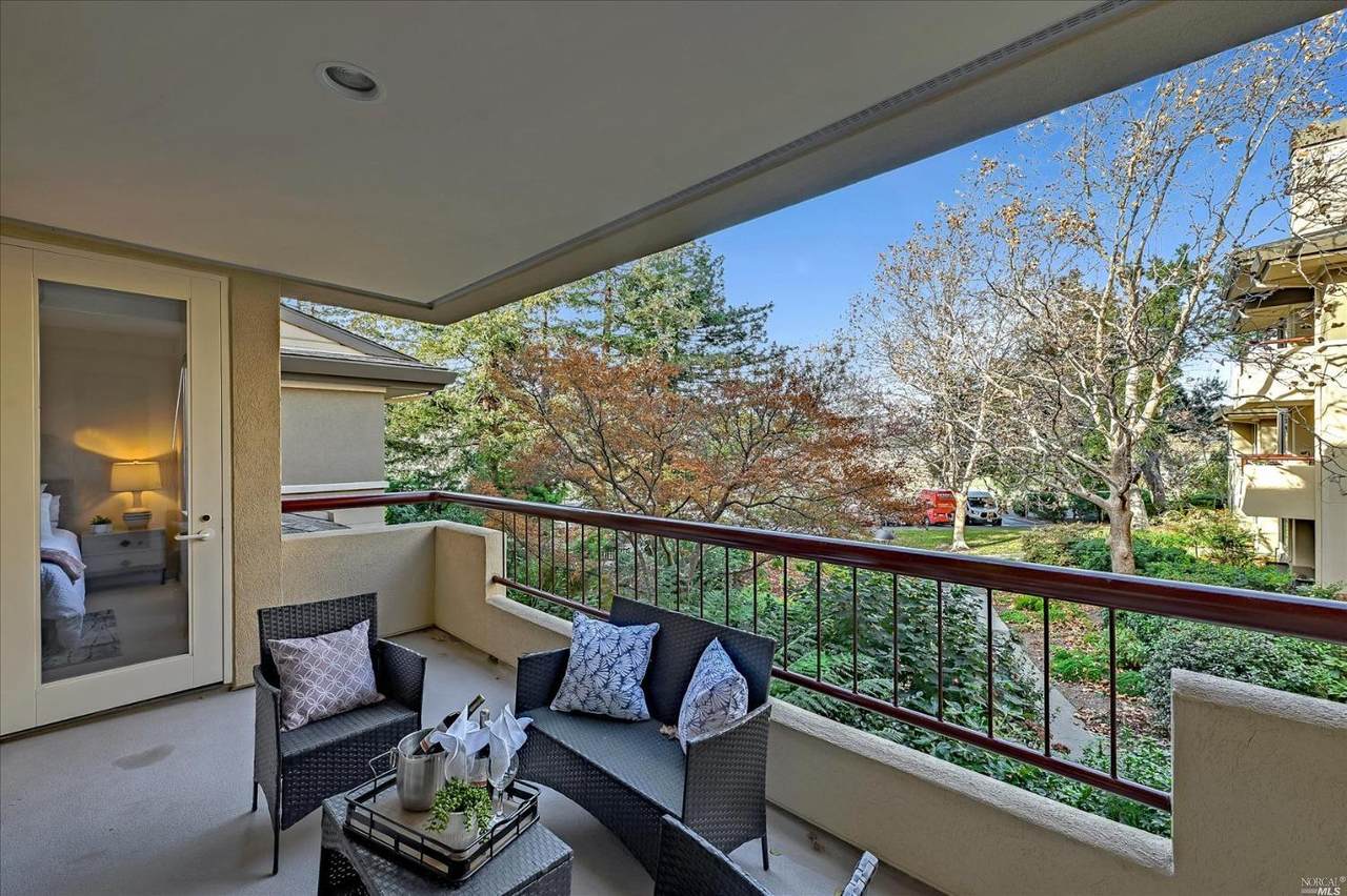 600 Deer Valley Road - Photo 1