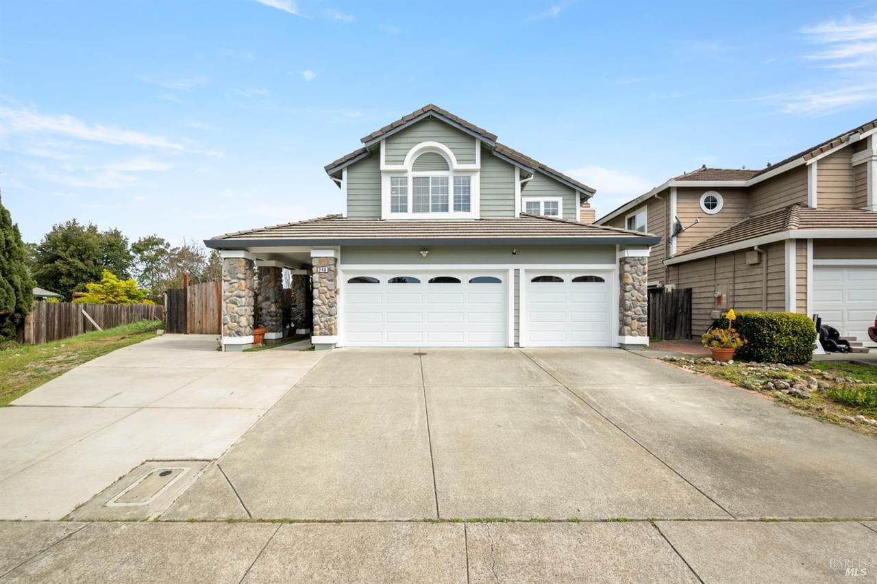 248 Glenview Circle - Photo 1