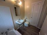 135 Redwood Avenue - Photo 11