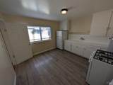 135 Redwood Avenue - Photo 6