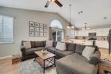 915 Tipperary Drive - Photo 3