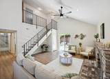 1408 Serpilio Way - Photo 12