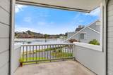 6033 Shelter Bay Avenue - Photo 20