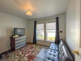 414 F Street - Photo 36