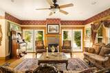 306 Buck Avenue - Photo 12