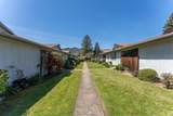 649 Leslie Street - Photo 6