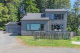 135 Larkspur Close - Photo 1