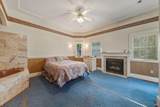 150 Clearlake Avenue - Photo 64