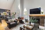 1922 Oak Circle - Photo 8