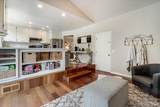 525 Oak Lake Avenue - Photo 9