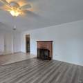 102 Laurel Street - Photo 2