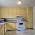 102 Laurel Street - Photo 5
