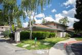 301 Roundtree Court - Photo 4