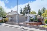 327 Pecan Street - Photo 5