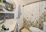 4226 Floral - Photo 19