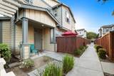 1653 Glenmore Drive - Photo 4