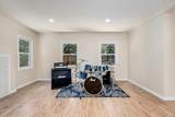 9342 Chalk Hill Road - Photo 19