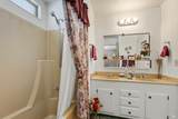 660 Leslie Street - Photo 18
