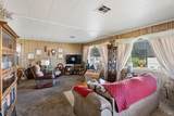 660 Leslie Street - Photo 9