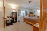 660 Leslie Street - Photo 13
