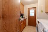 660 Leslie Street - Photo 17