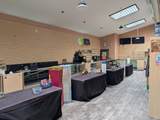 2550 Oak Street - Photo 6